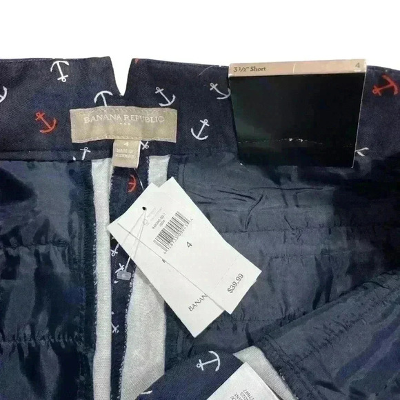 Banana Republic Outlet Nautical Anchor 3 1/2 Navy Shorts Size 4 - Picture 3 of 4